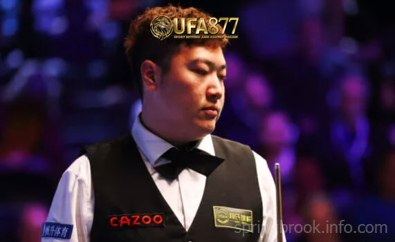 Yan Bingtao อดีตแชมป์สนุกเกอร์มาสเตอร์ส ถูกตั้งข้อหา 6 คน