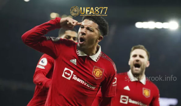 Erik ten Hag สนับสนุน Jadon Sancho