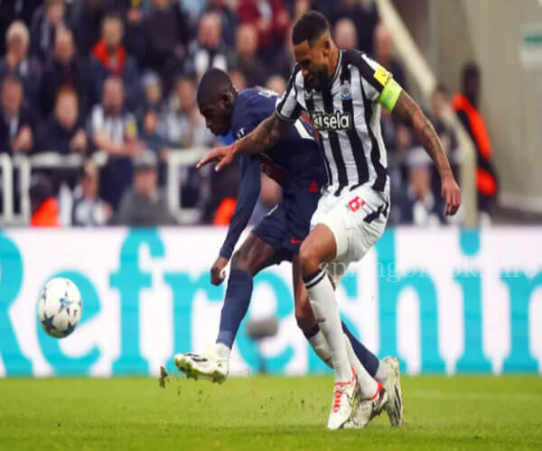 Eddie Howe ยกย่อง Jamaal Lascelles