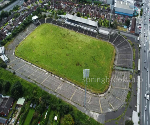 เรียกร้องให้สร้าง Casement Park