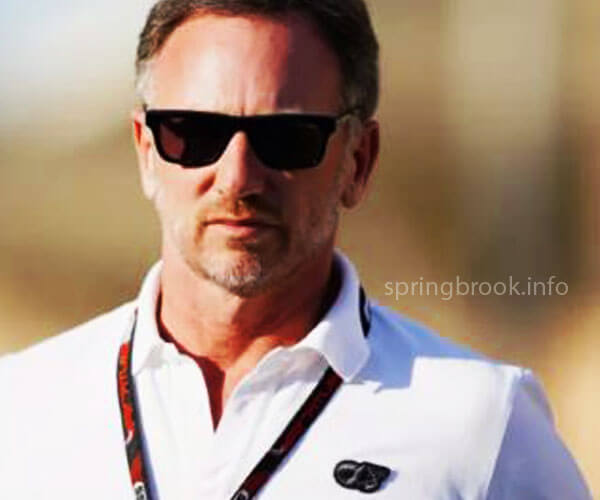 อาชีพ Formula One ของ Christian Horner ยังคงอยู่ในสมดุล