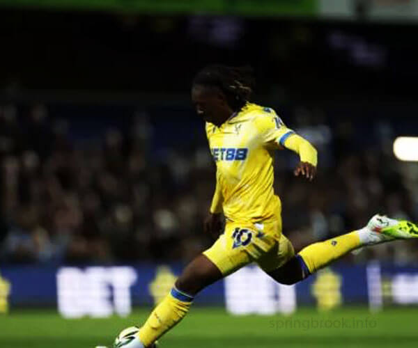 เอเบเรชี เอเซ่ โชว์ฟอร์มโดดเด่นในเกมที่กลับมาร่วมทีม QPR